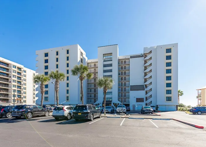 Apartment Island Winds West 772 *